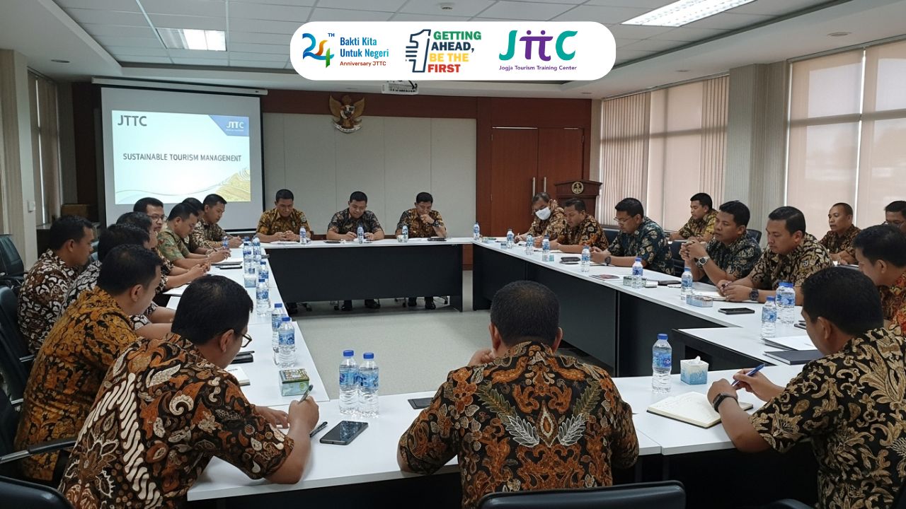 Pelatihan Pariwisata bagi Anggota DPRD Komisi B/II yang Membidangi Kepariwisataan